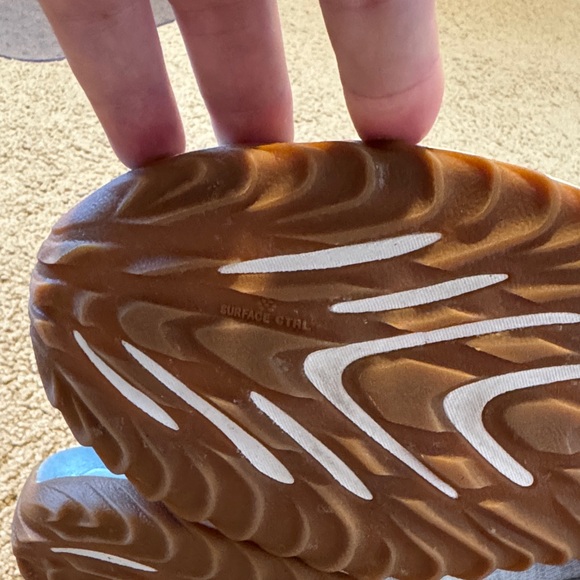 Northface Men's Gray Running Shoes Sz 12 - Picture 10 of 15